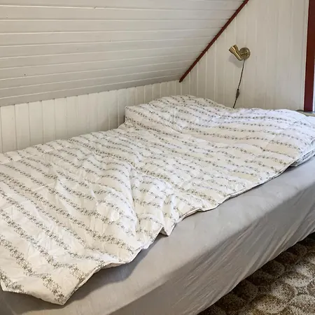 Vakantiehuis 5 Bedroom In - D18001 *